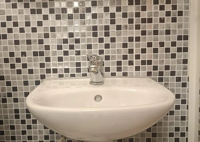 Dariaus Ir Gireno 6 Appartamento